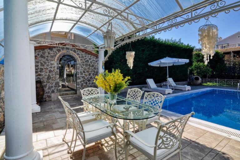 villa golden tiara2 768x512